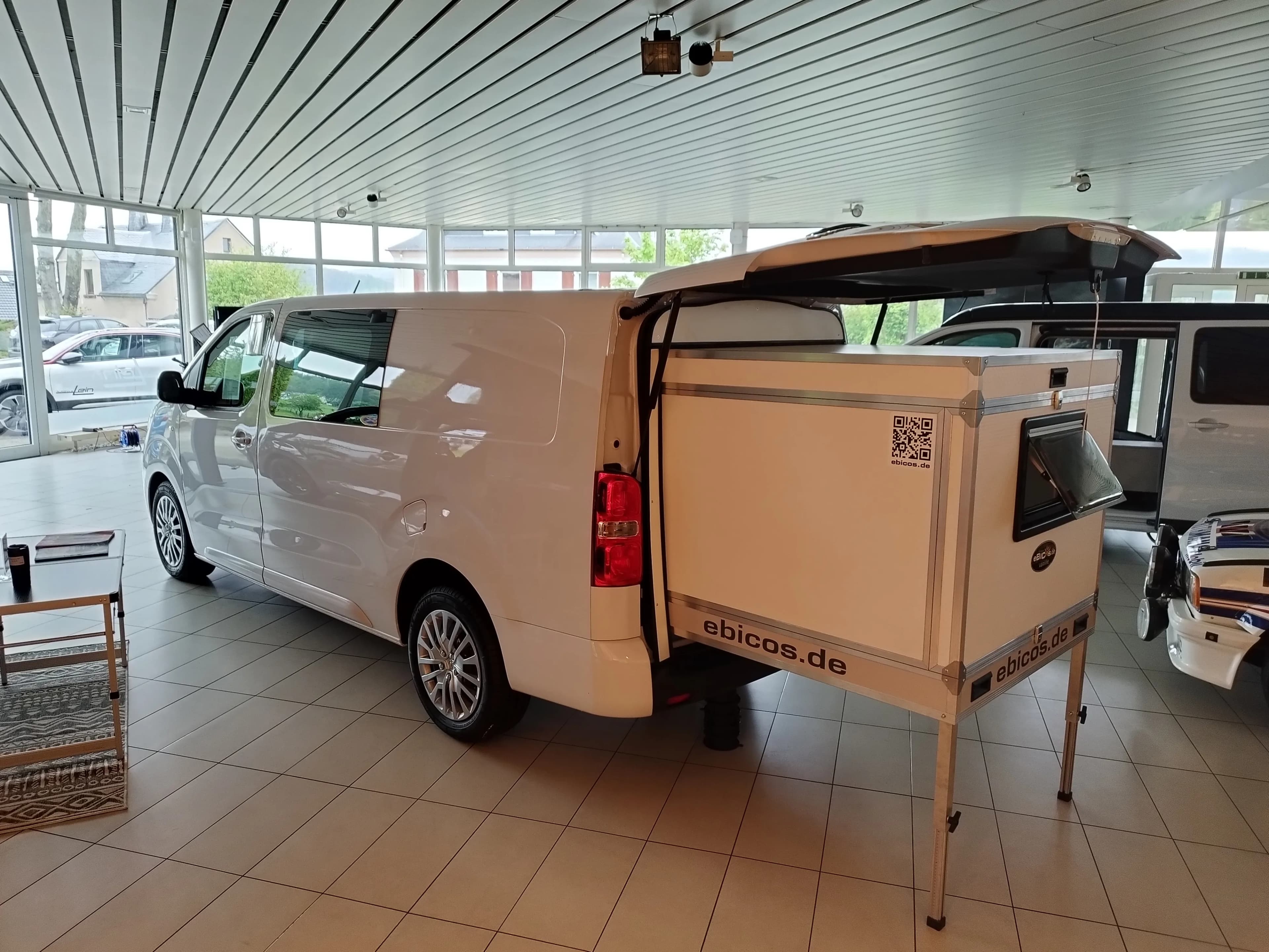 Campingbox ohne Werkzeug montierbar