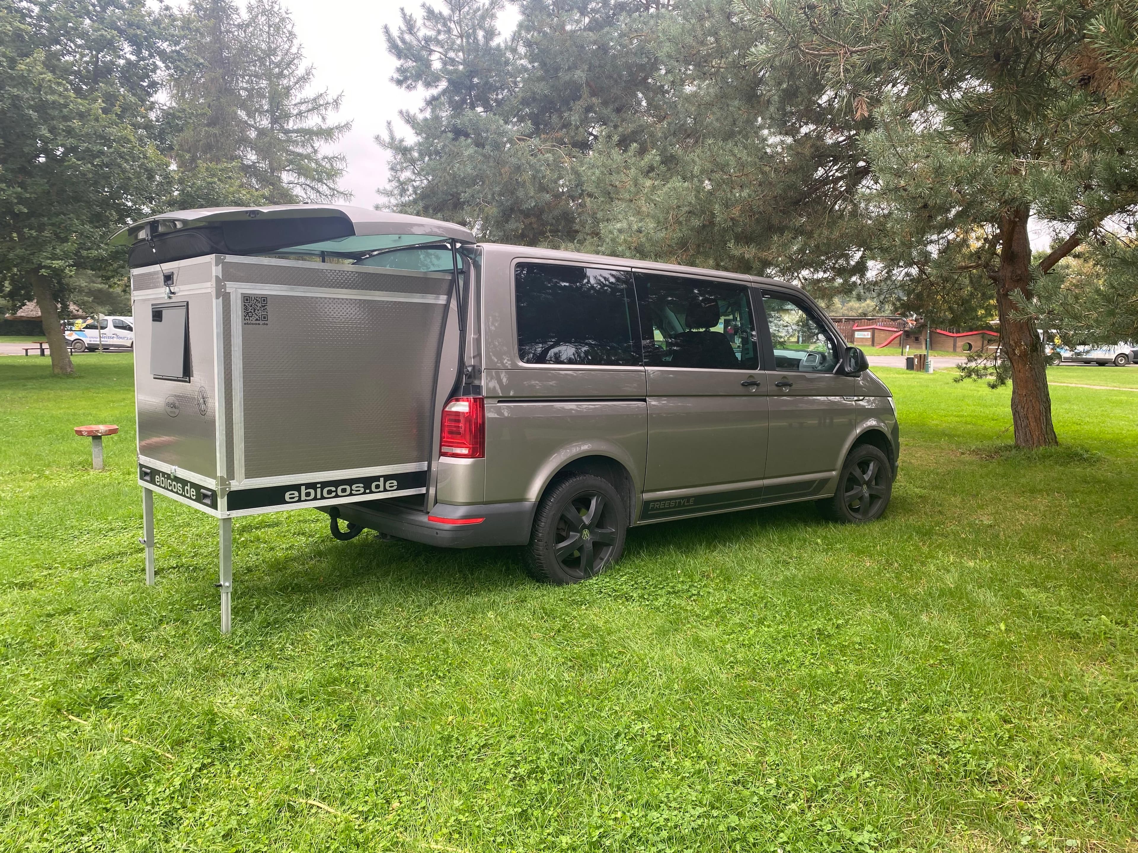 Campingmodul aus 2M2M