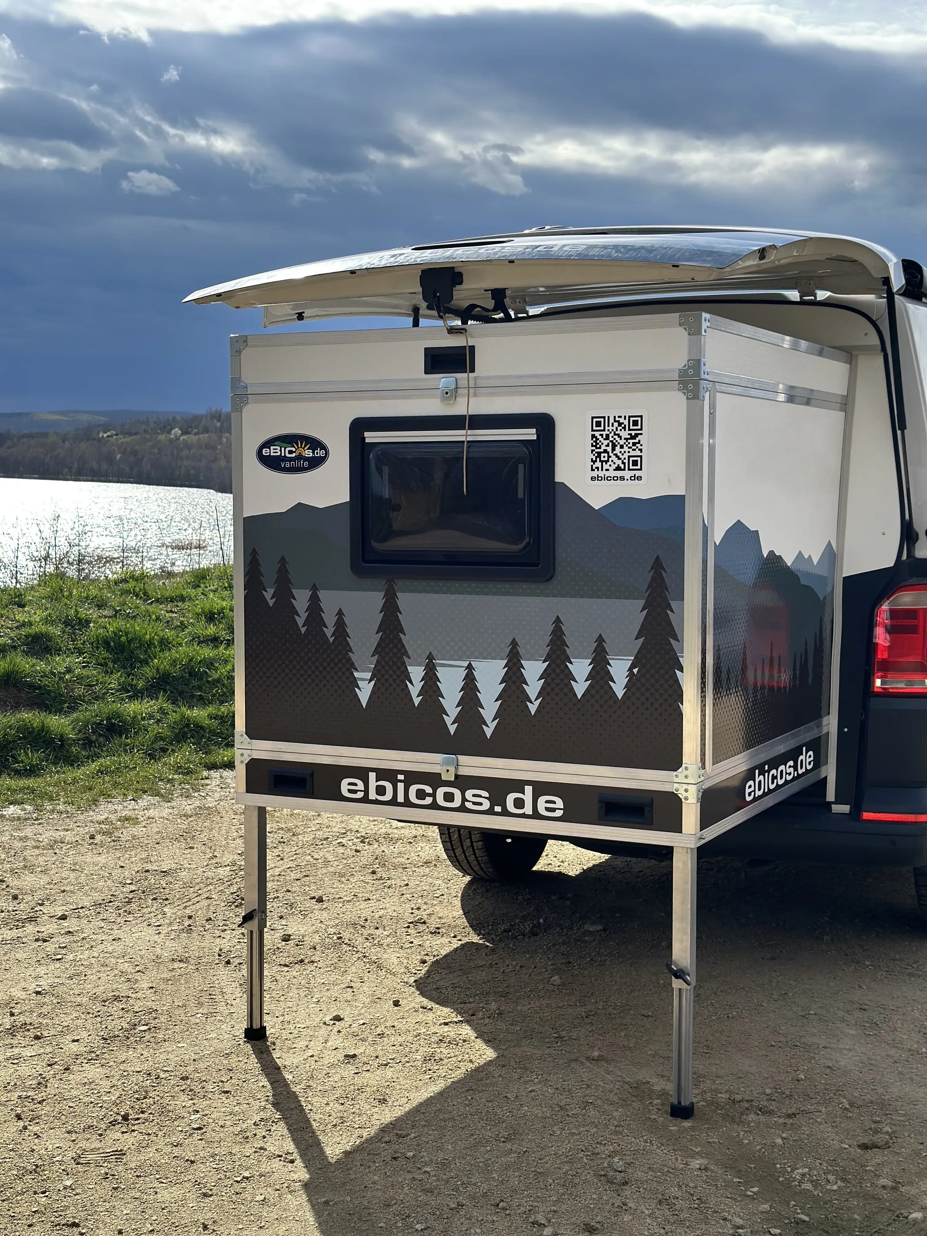 Innovatives Heck Slide Out Modul für Camper