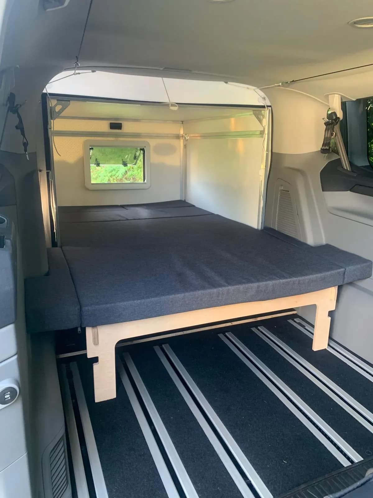 Happy Dreamer von ebicos für den Ford Tourneo Custom