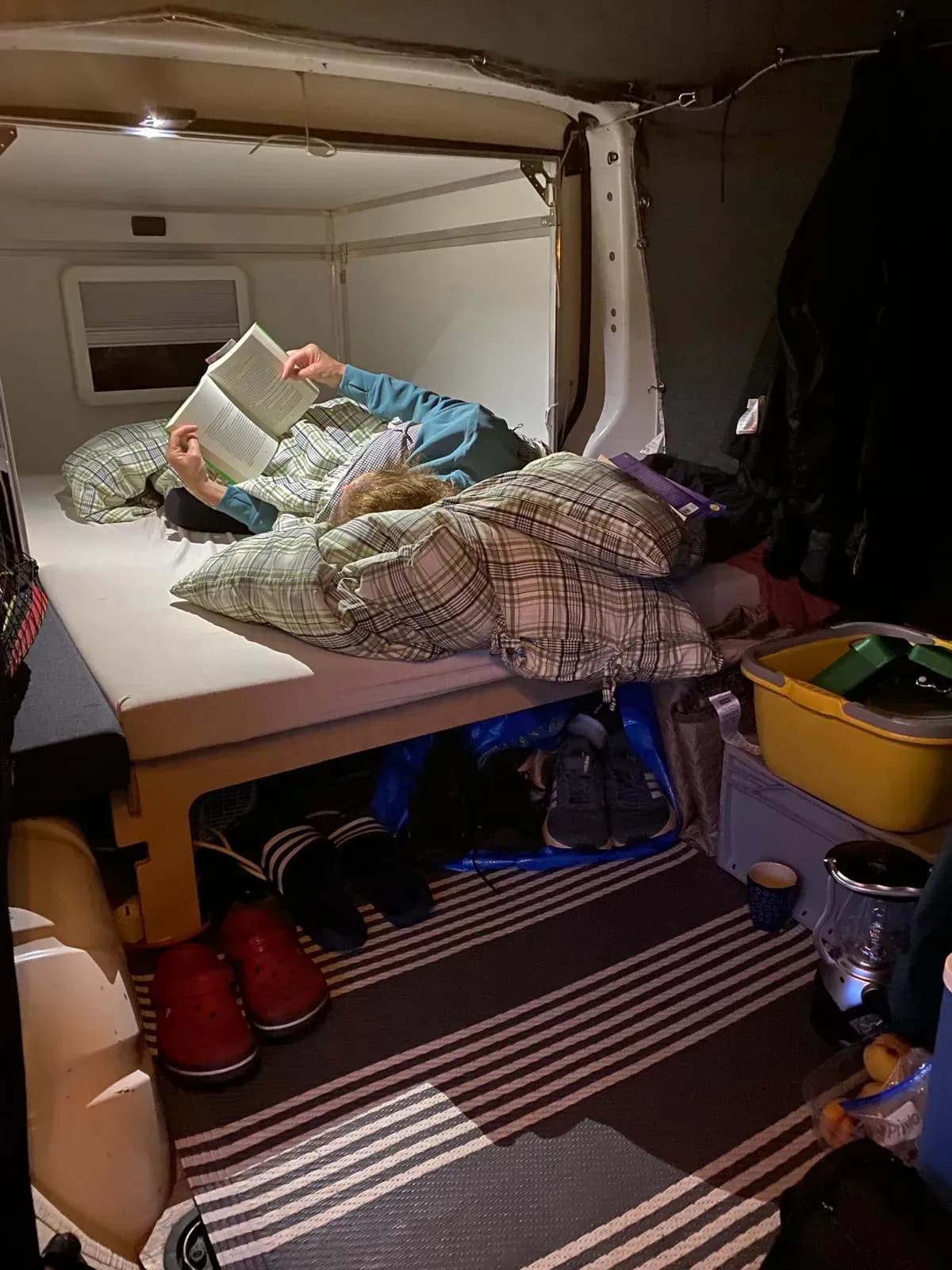 VW aus Camper sucht Frau